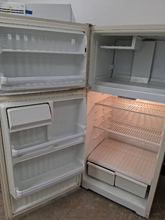 Load image into Gallery viewer, Hotpoint Refrigerator - 8199