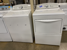 Load image into Gallery viewer, Kenmore Washer and Gas Dryer Set - 6029 - 6028