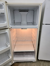 Load image into Gallery viewer, Hotpoint Refrigerator - 8060