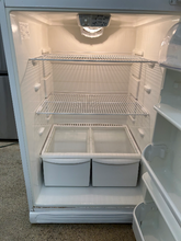 Load image into Gallery viewer, Frigidaire Refrigerator - 7468