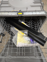 Load image into Gallery viewer, GE Stainless Dishwasher - T07304