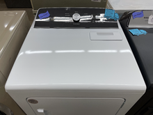 Load image into Gallery viewer, Whirlpool - 7.0 Cu. Ft. Gas Dryer - 6061