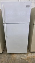 Load image into Gallery viewer, (T08483) Frigidaire Refrigerator - 8483