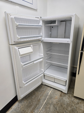 Load image into Gallery viewer, (T08842) GE White Refrigerator - 8842