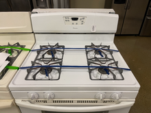 Load image into Gallery viewer, Amana Gas Stove - 5688