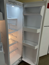 Load image into Gallery viewer, Amana Side by Side Refrigerator - 5879