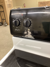 Load image into Gallery viewer, Kenmore Electric Stove - 5517