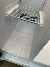 Load image into Gallery viewer, Amana Side by Side Refrigerator - 5879