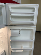 Load image into Gallery viewer, Frigidaire Refrigerator - 5535