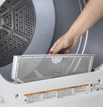 Load image into Gallery viewer, Brand New HOTPOINT 6.2 CU. FT. GAS DRYER - HTX24GASKWS