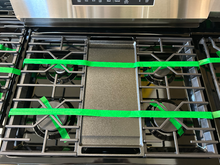 Load image into Gallery viewer, GE Stainless Convection Gas Stove - 6793
