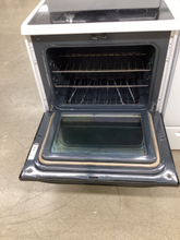 Load image into Gallery viewer, Kenmore Electric Stove - 5517