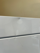 Load image into Gallery viewer, Frigidaire Tower Washer and Gas Dryer Set - 7672
