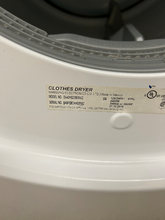 Load image into Gallery viewer, Samsung Electric Dryer - 7367
