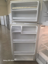 Load image into Gallery viewer, Frigidaire 18.3 cu ft Black Top Freezer Refrigerator - 7686