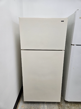 Load image into Gallery viewer, Hotpoint Refrigerator - 8103