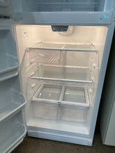 Load image into Gallery viewer, Kenmore Refrgerator - 5536