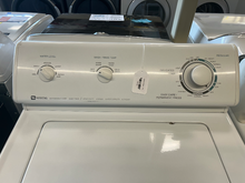 Load image into Gallery viewer, Maytag Washer & Gas Dryer Set - 7732 - 7726