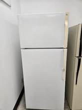 Load image into Gallery viewer, (T08842) GE White Refrigerator - 8842