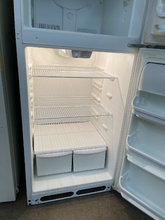 Load image into Gallery viewer, Frigidaire Refrigerator - 5535