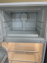 Load image into Gallery viewer, Whirlpool Refrigerator - 5463