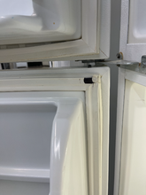 Load image into Gallery viewer, Roper Refrigerator - 5588