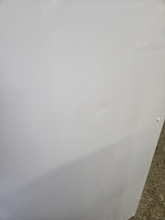 Load image into Gallery viewer, (T08930) Frigidaire Refrigerator - 8930