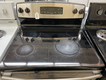 Load image into Gallery viewer, GE Stainless Electric Stove - 5515