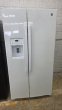 Load image into Gallery viewer, (T08430) GE - 25.3 cu ft Side by Side Refrigerator - 8430