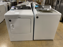 Load image into Gallery viewer, Whirlpool 4.8 cu ft Washer and 7 cu ft Gas Dryer Set - 6050 = 6062