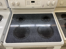 Load image into Gallery viewer, Kenmore Electric Stove - 5480