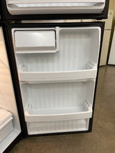 Load image into Gallery viewer, GE Black Refrigerator - 5502