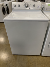 Load image into Gallery viewer, Maytag Washer and Electric Dryer Set - 6223 - 6221