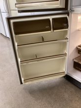 Load image into Gallery viewer, GE Refrigerator - 5861