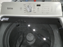 Load image into Gallery viewer, (T08702) Maytag Washer