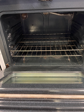 Load image into Gallery viewer, Frigidaire Gas Stove - 5449