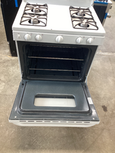 Load image into Gallery viewer, (T09049) GE Gas Stove - 9049