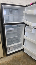 Load image into Gallery viewer, (T08401) GE 16.6 cu ft Stainless Refrigerator - 8401