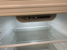 Load image into Gallery viewer, Vissani Refrigerator - 7490
