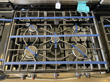 Load image into Gallery viewer, Frigidaire Gas Stove - 4014