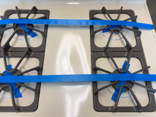 Load image into Gallery viewer, (T08751) Whirlpool Gas Stove - 8751