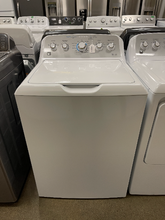 Load image into Gallery viewer, GE Washer and Electric Dryer Set - 6109 - 6156