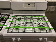Load image into Gallery viewer, Frigidaire Gas Stove - 5729