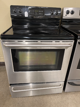 Load image into Gallery viewer, Frigidaire Electric Stove - 6105