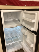 Load image into Gallery viewer, Insignia Refrigerator - 4424