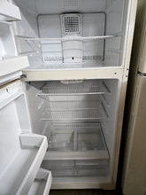 Load image into Gallery viewer, (T08744) Hotpoint Refrigerator - 8744