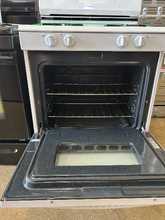 Load image into Gallery viewer, Magic Chef Gas Stove - 6942