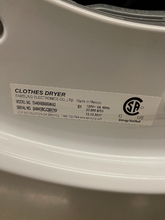 Load image into Gallery viewer, Samsung Front Load Washer and Gas Dryer Set - 5679 - 5680