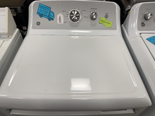 Load image into Gallery viewer, GE Washer and Electric Dryer Set - 5968 - 5970