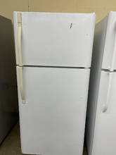 Load image into Gallery viewer, Kenmore Refrigerator - 5872